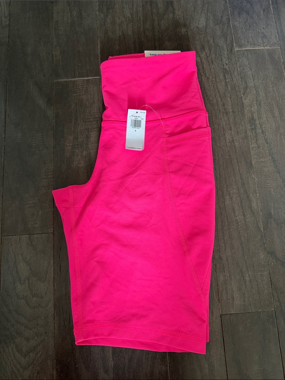 NWT Old Navy Powersoft 8” inseam Neon Pink Bike Shorts with Pockets